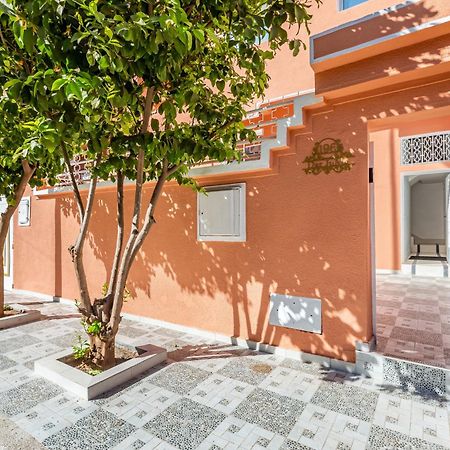 Riad Dar Juma, Suites & Appartements, Spa & Piscine Chauffee 马拉喀什 外观 照片