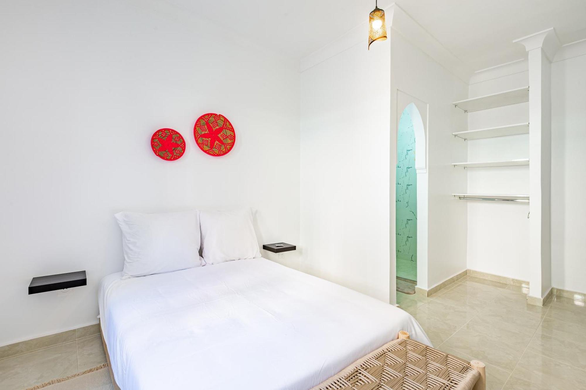 Riad Dar Juma, Suites & Appartements, Spa & Piscine Chauffee 马拉喀什 外观 照片