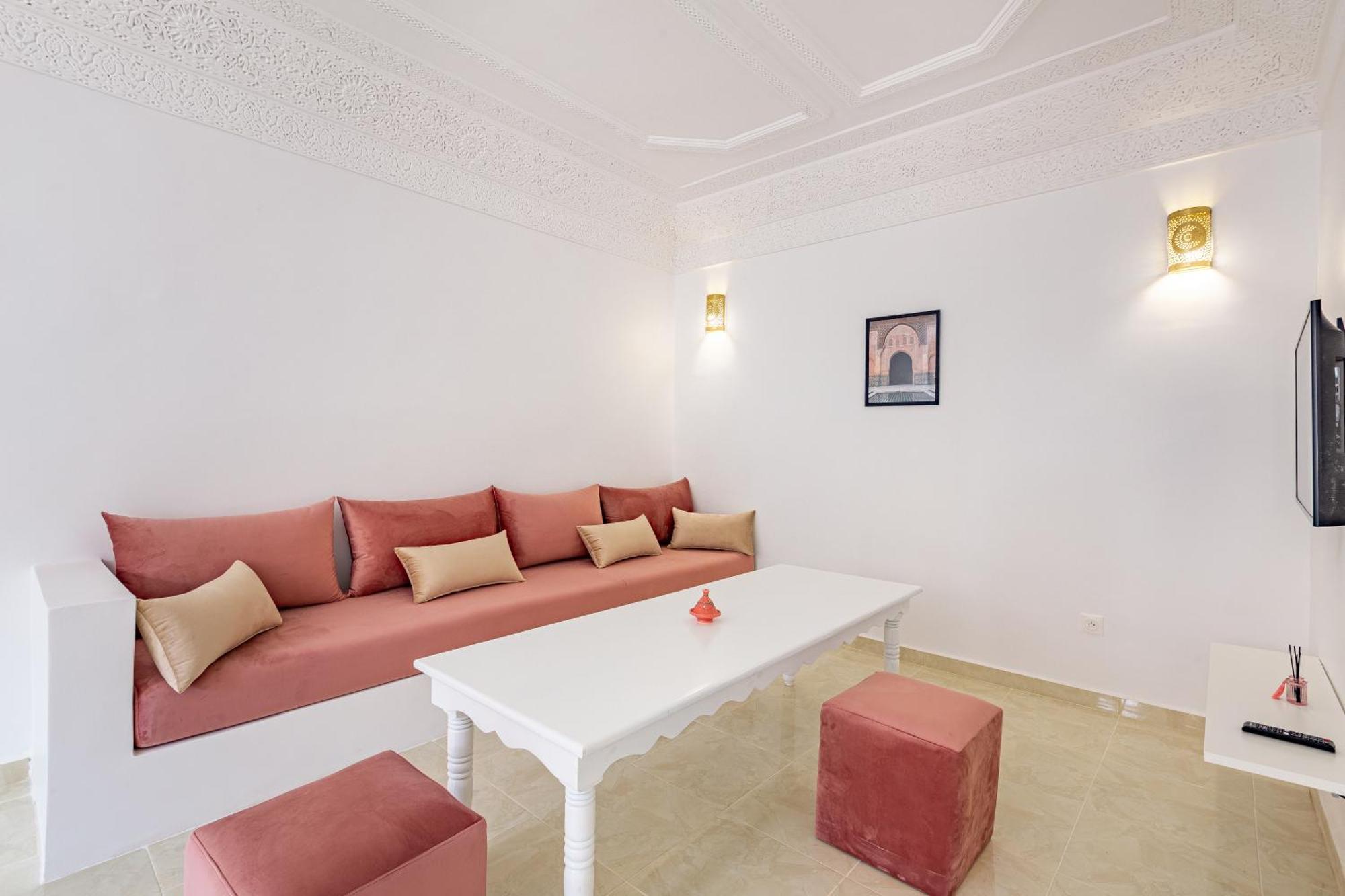 Riad Dar Juma, Suites & Appartements, Spa & Piscine Chauffee 马拉喀什 外观 照片