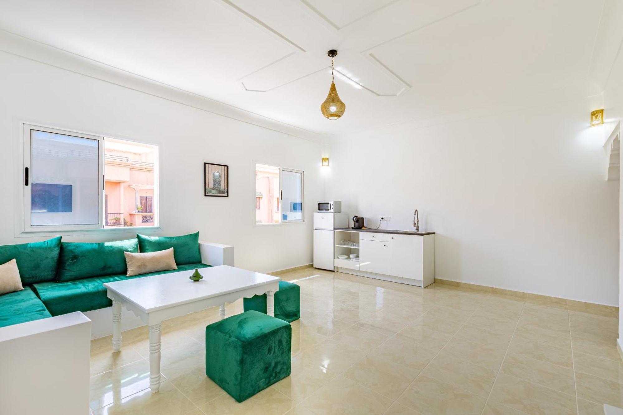 Riad Dar Juma, Suites & Appartements, Spa & Piscine Chauffee 马拉喀什 外观 照片